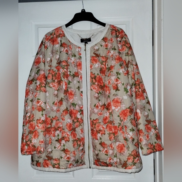 dennis basso Jackets & Blazers - Dennis Basso Floral Puffer Jacket - Red and Green